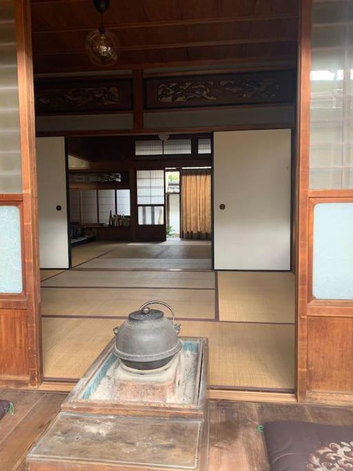 Отель Old Japanese House Tondabayashi Экстерьер фото